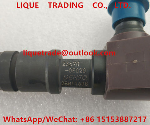 Inyector piezoeléctrico de DENSO 295700-0560, 23670-0E020 para TOYOTA 2GD-FTV 2.4L 23670-09430, 23670-11020, 23670-19025 proveedor